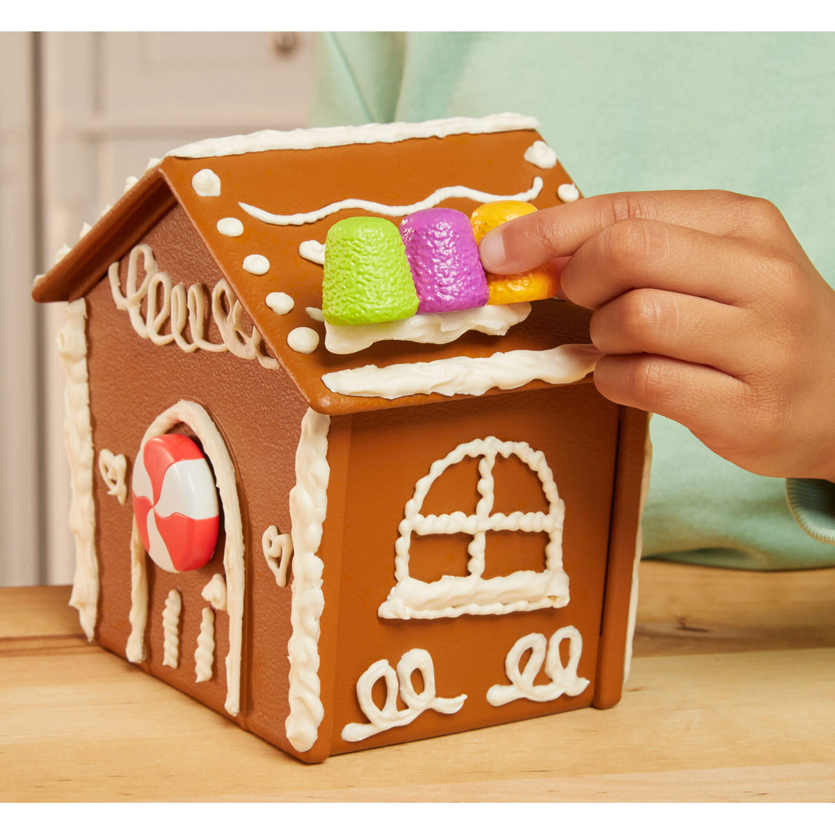 Creative Chefs? Gingerbread House Kit