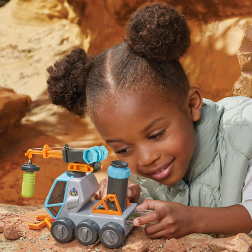 Big Adventures ? Moon Microscope Space Rover