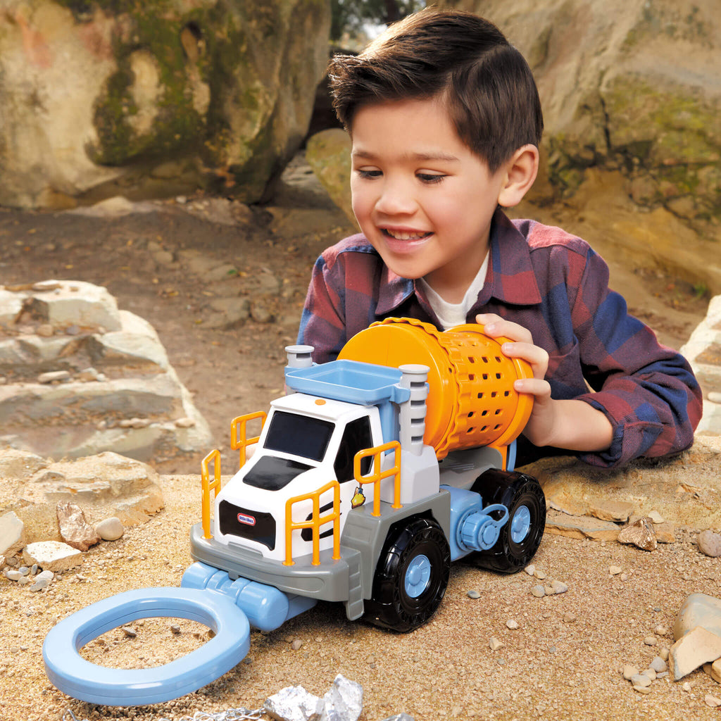 Big Adventures? Metal Detector Mining Truck