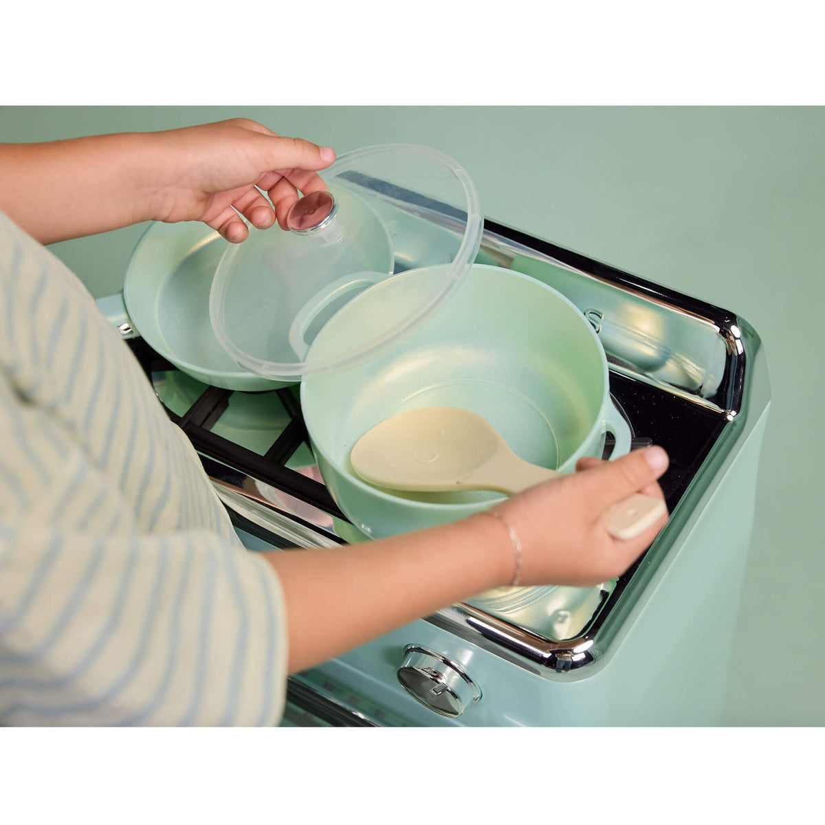 Sweet Spaces? Pots & Pans Set - Sea Foam