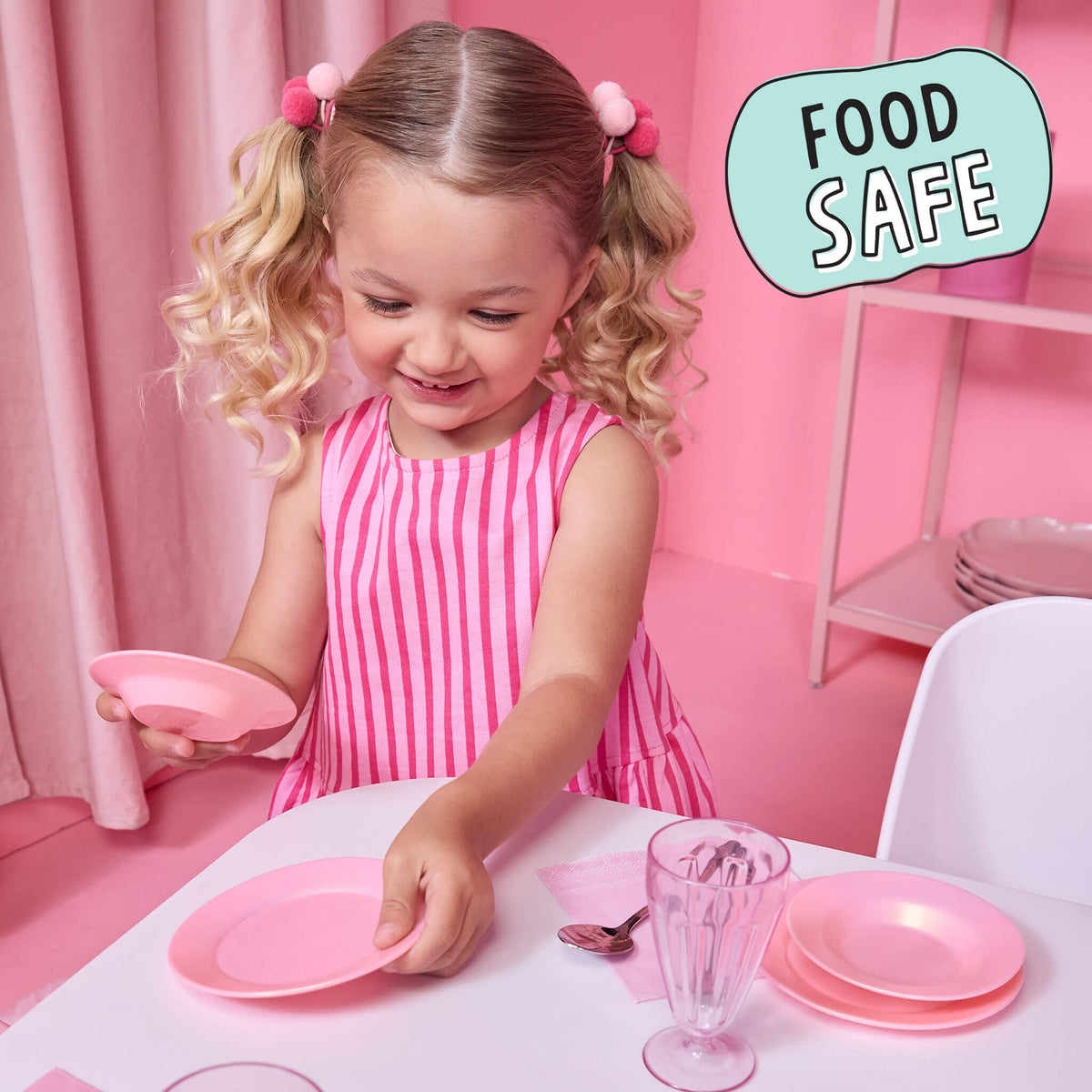 Sweet Spaces? Dishware Set - Pink